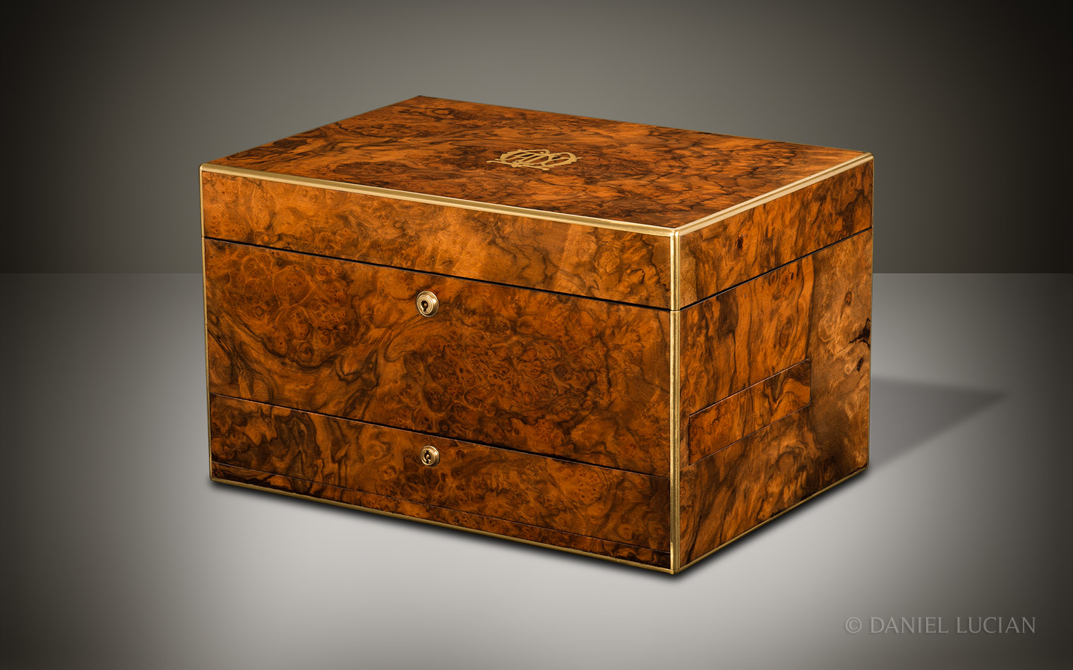 Antique Jewellery Box in Burr Walnut