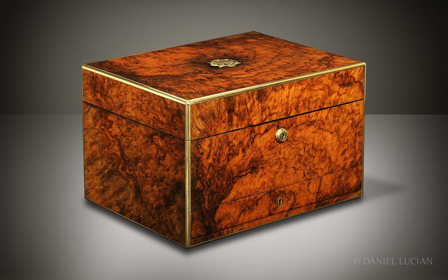 Antique Jewellery Box in Burr Walnut