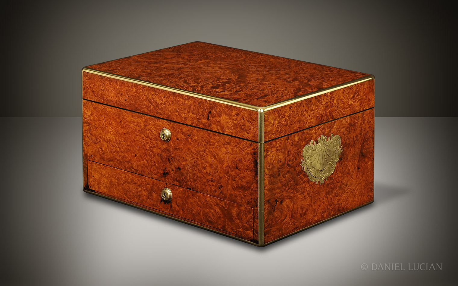 Antique Jewellery Box in Amboyna, by Howell, James & Co.