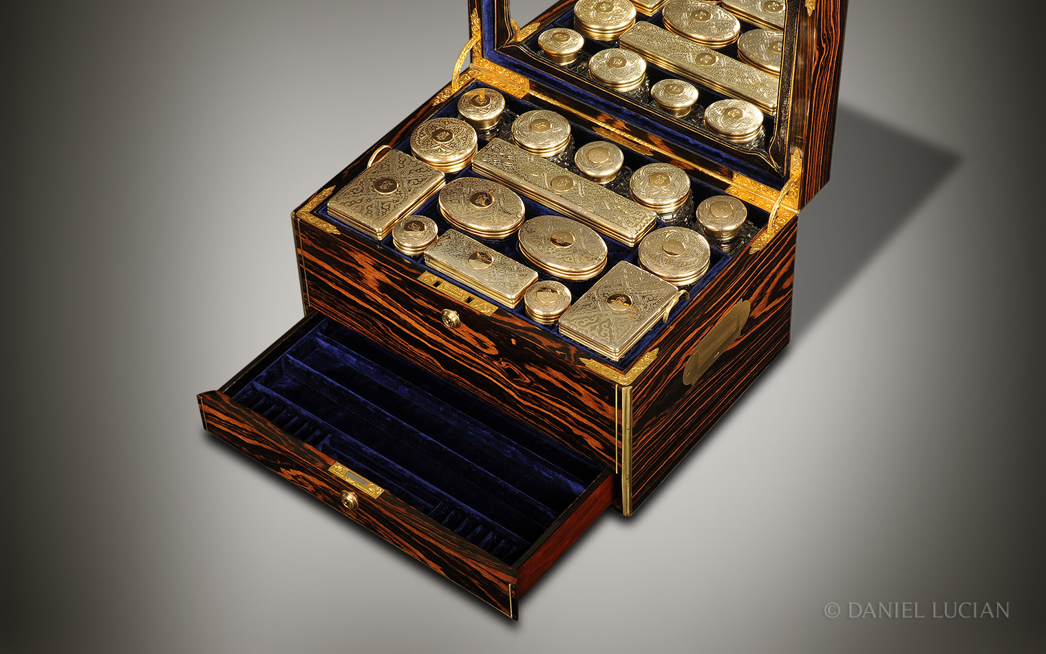 Antique Dressing Case in Calamander with Silver-Gilt / Gold Fittings by Walter Thornhill.