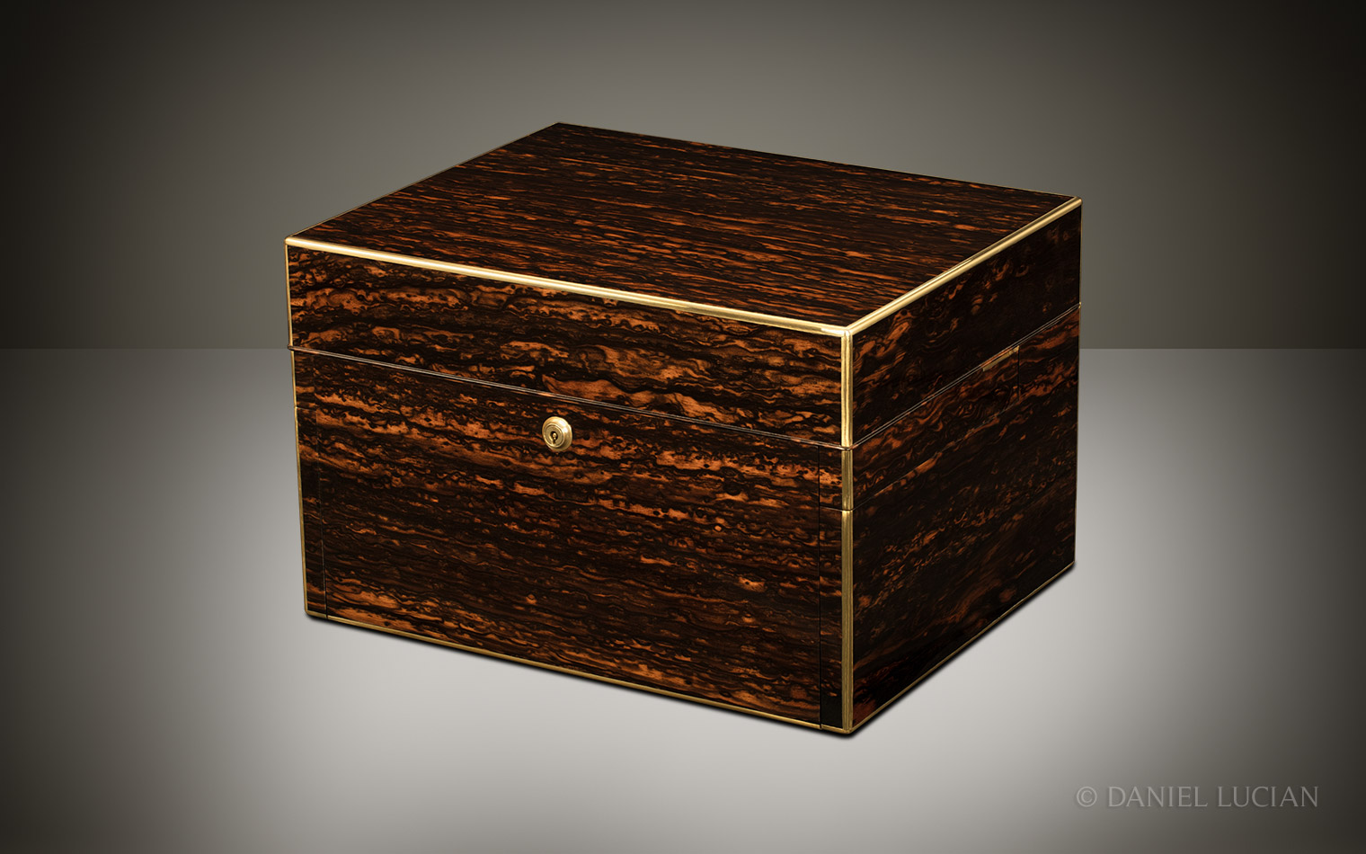 Antique Jewellery Box in Coromandel with Betjemann Patent 'Automatic' Mechanism, Retailed by Leuchars