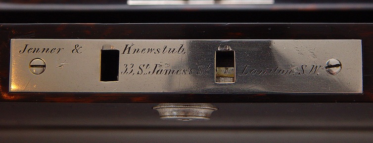 Bramah lock engraved with ‘Jenner & Knewstub, 33, St. James’s St, London S.W’ from a coromandel jewellery box with Betjemann Patent mechanism.